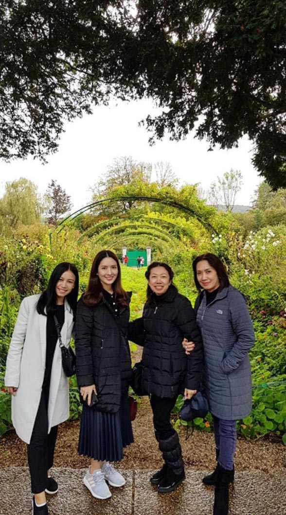 แอฟ ทักษอร แอฟ ทักษอร