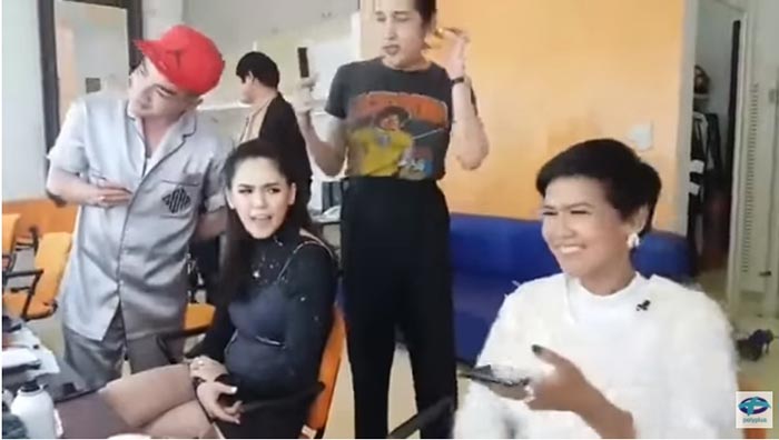 ชมพู่ อารยา ชมพู่ อารยา