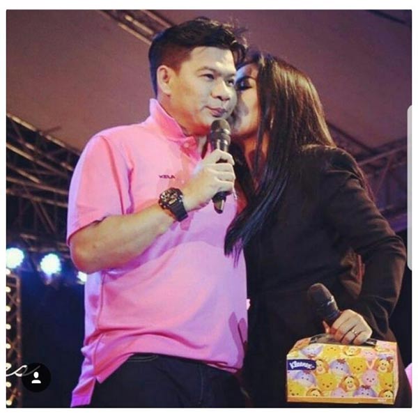 นุ้ย เชิญยิ้ม นุ้ย เชิญยิ้ม