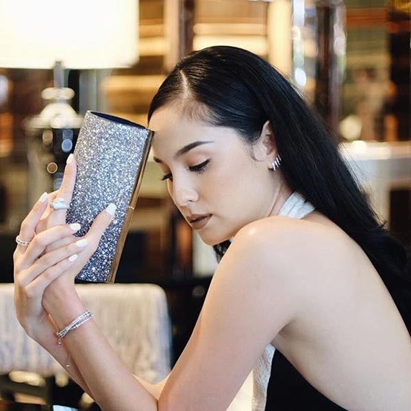 ขวัญ อุษามณี ขวัญ อุษามณี