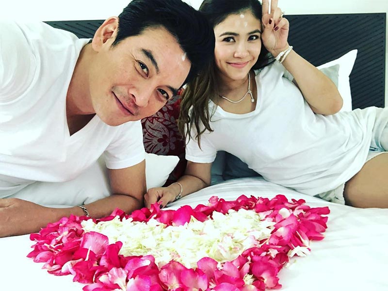 ชาคริต แย้มนาม แอน ภัททิรา ชาคริต แย้มนาม แอน ภัททิรา