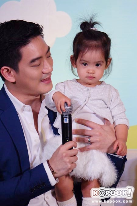 หมอโอ๊ค น้องอลิน หมอโอ๊ค น้องอลิน