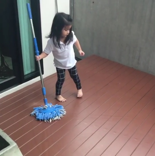 น้องมะลิ น้องมะลิ