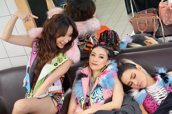 เบลล์ ไชน่า ดอลส์ เบลล์ ไชน่า ดอลส์