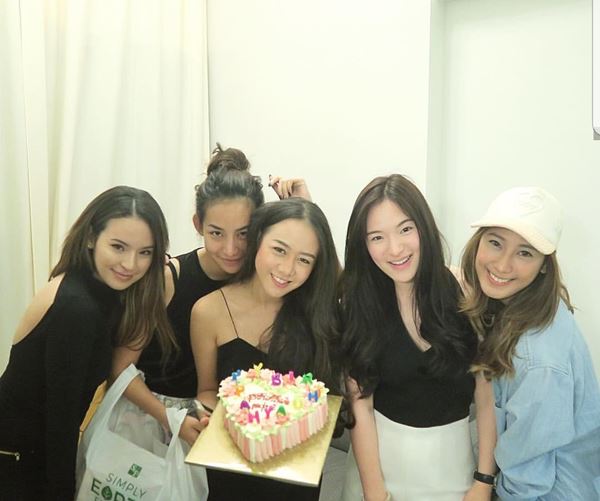 ดิว อริศรา ปันปัน ดิว อริศรา ปันปัน