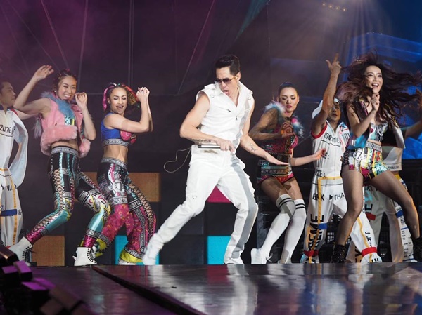 เบลล์ ไชน่า ดอลส์ เบลล์ ไชน่า ดอลส์