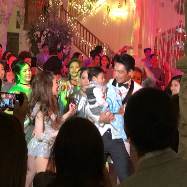 แต่งงาน โอ๊ต จีน่า แต่งงาน โอ๊ต จีน่า