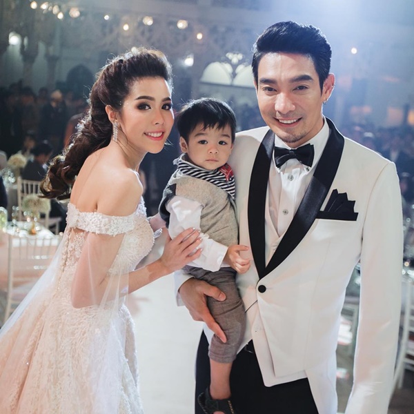 แต่งงาน โอ๊ต - จีน่า แต่งงาน โอ๊ต - จีน่า