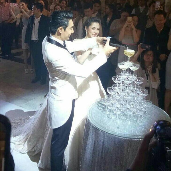 แต่งงาน โอ๊ต - จีน่า แต่งงาน โอ๊ต - จีน่า