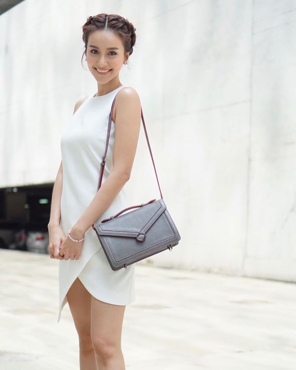 น้ำฝน พัชรินทร์ น้ำฝน พัชรินทร์
