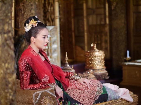 น้ำฝน พัชรินทร์ น้ำฝน พัชรินทร์