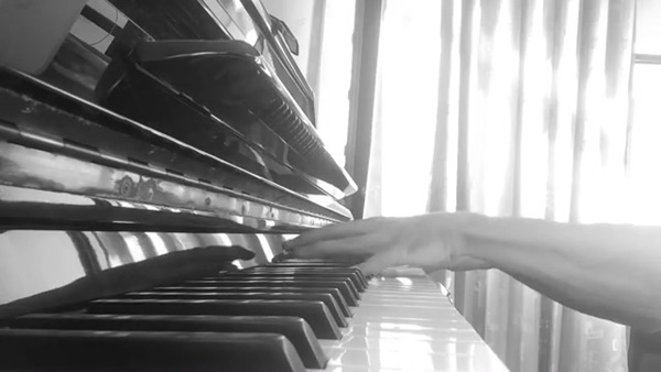 ไว้อาลัย จงฮยอน SHINee ไว้อาลัย จงฮยอน SHINee