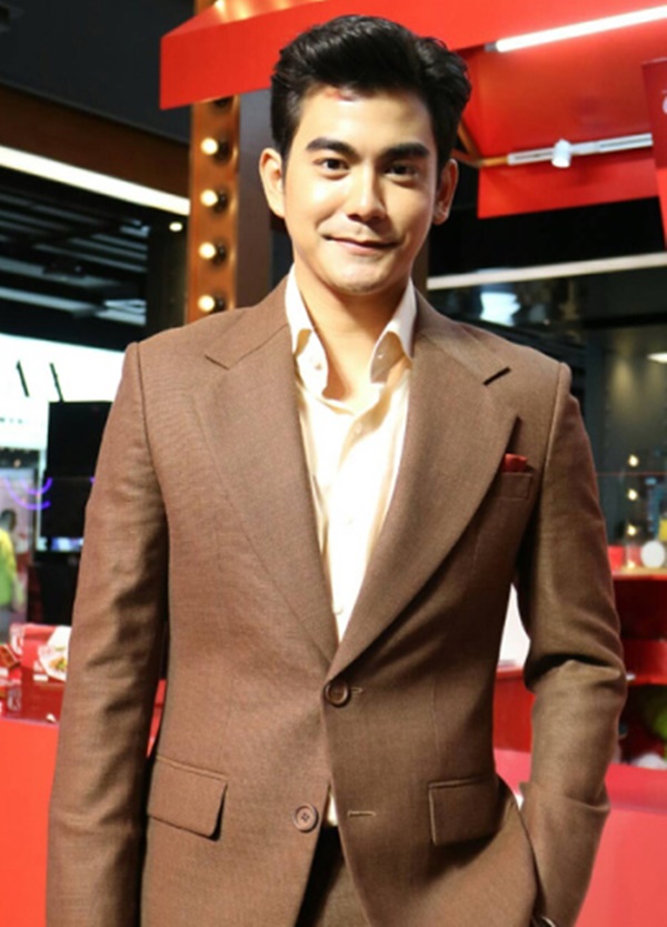 ฌอห์ณ จินดาโชติ ฌอห์ณ จินดาโชติ