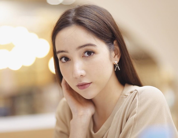 เอย ธัญวรรณ ป้อง เอย ธัญวรรณ ป้อง