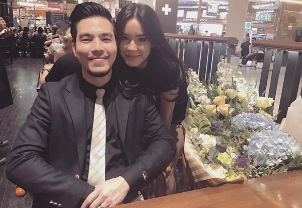 เผือก พงศธร เผือก พงศธร