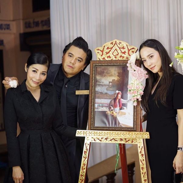 คุณเสาว์ คุณเสาว์