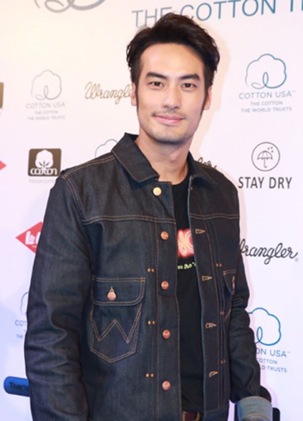 เต้ย บอย อเล็กซ์ เรนเดลล์ เต้ย บอย อเล็กซ์ เรนเดลล์