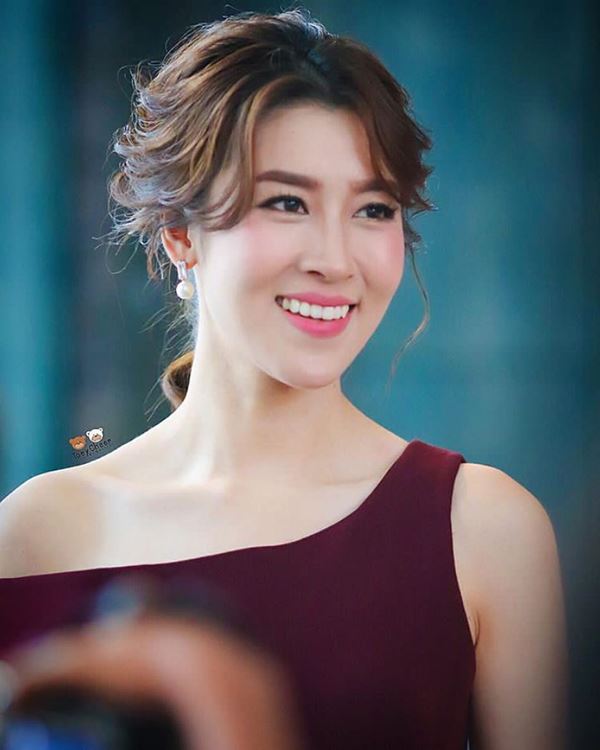 เต้ย พงศกร เชียร์ ฑิฆัมพร เต้ย พงศกร เชียร์ ฑิฆัมพร