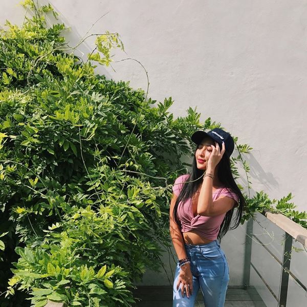 หวาย ปัญญริสา หวาย ปัญญริสา