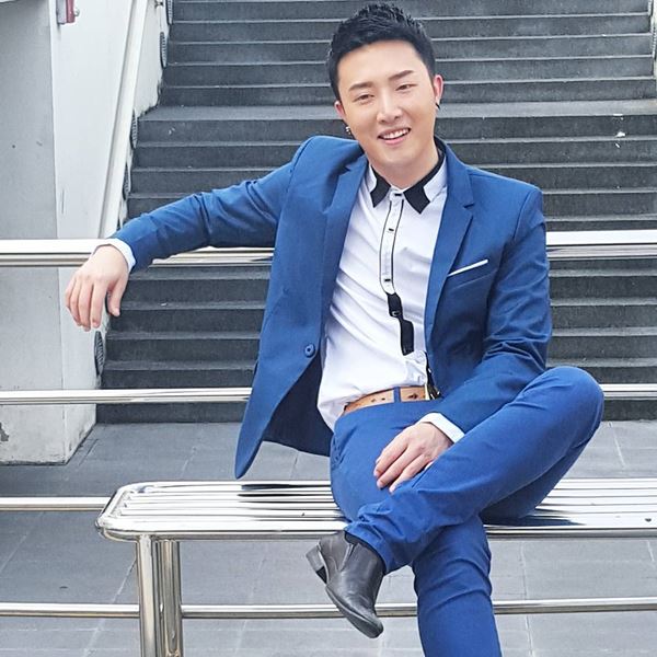 เคน ฮาเซกาวา ใบเฟิร์น เคน ฮาเซกาวา ใบเฟิร์น