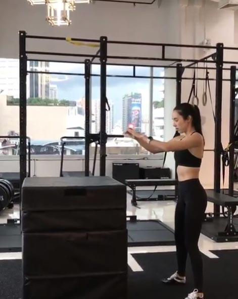 เบเบ้ ธันย์ชนก เบเบ้ ธันย์ชนก