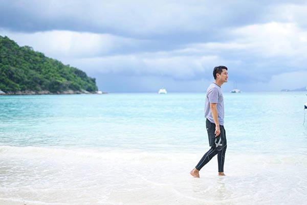 ป้อง ณวัฒน์ ป้อง ณวัฒน์