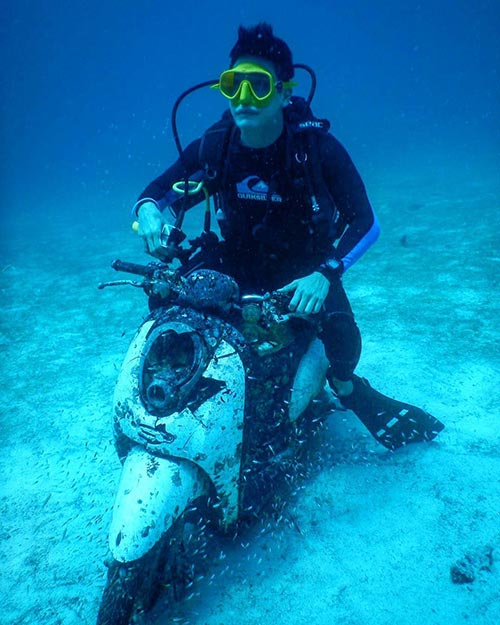 ป้อง ณวัฒน์ ป้อง ณวัฒน์