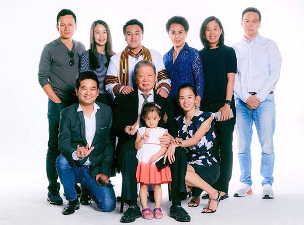 เกรซ นวรัตน์ เกรซ นวรัตน์