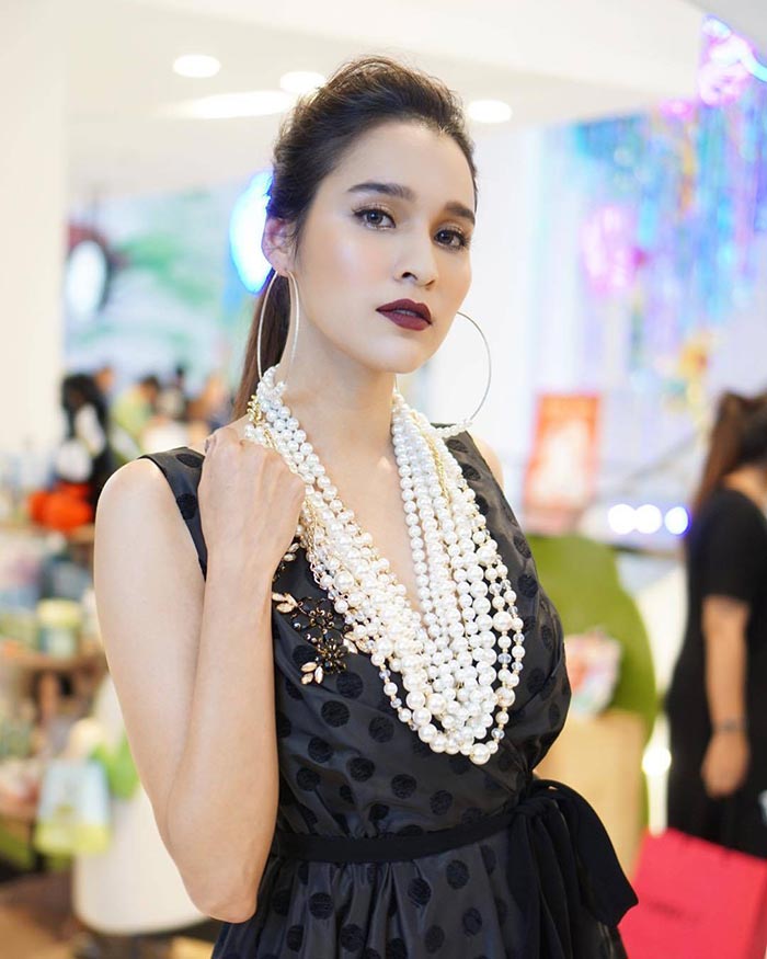 หยาดทิพย์ หยาดทิพย์