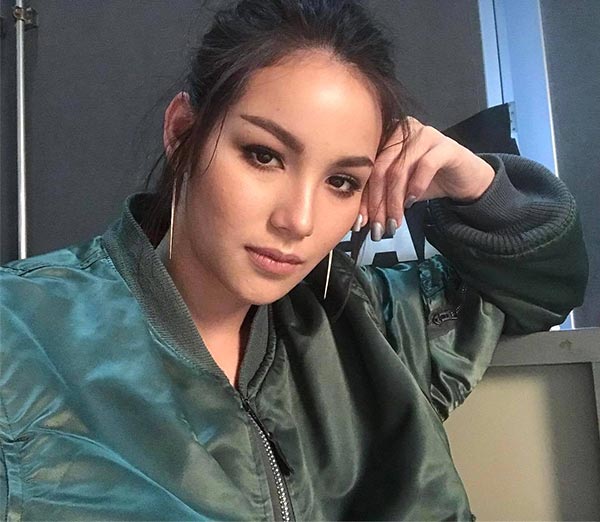 ข่าวจูลี่ ข่าวจูลี่