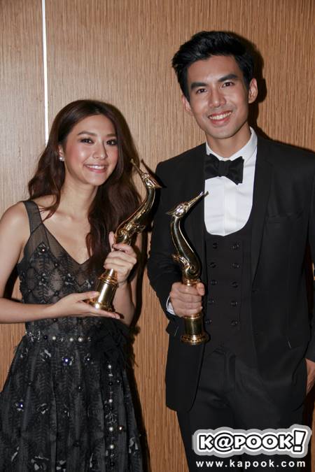 รางวัลสุพรรณหงส์ ครั้งที่ 26 เต๋อ-มิว แฟนเดย์ คว้านำชาย-หญิงยอดเยี่ยม รางวัลสุพรรณหงส์ ครั้งที่ 26 เต๋อ-มิว แฟนเดย์ คว้านำชาย-หญิงยอดเยี่ยม