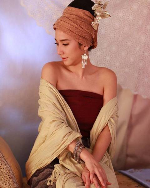 เผยโฉมผู้อยู่เบื้องหลังความงาม เจ้านางอนัญทิพย์ แห่ง เพลิงพระนาง เผยโฉมผู้อยู่เบื้องหลังความงาม เจ้านางอนัญทิพย์ แห่ง เพลิงพระนาง