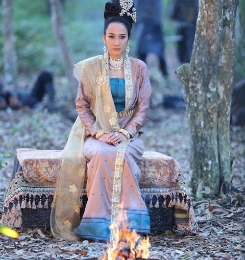 เผยโฉมผู้อยู่เบื้องหลังความงาม เจ้านางอนัญทิพย์ แห่ง เพลิงพระนาง เผยโฉมผู้อยู่เบื้องหลังความงาม เจ้านางอนัญทิพย์ แห่ง เพลิงพระนาง
