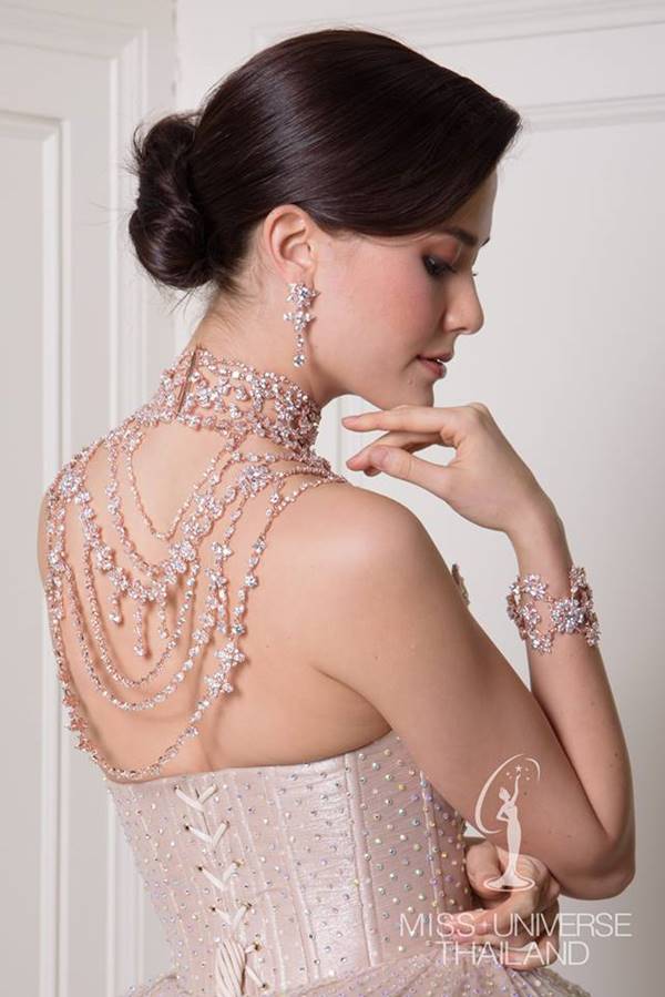 มารีญา พูลเลิศลาภ มารีญา พูลเลิศลาภ