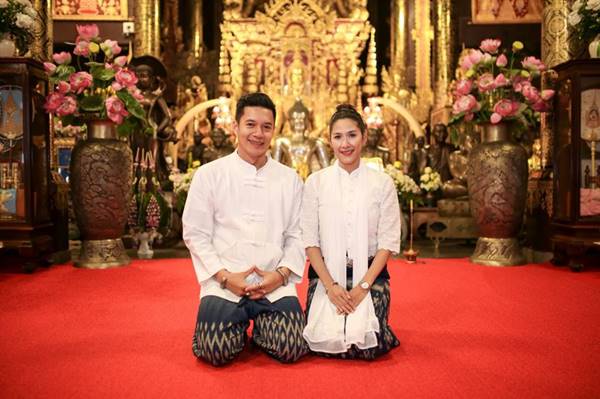 เอิร์ธ ณัฐนันท์ จูงมือ แอ้ม ศิรประภา เอิร์ธ ณัฐนันท์ จูงมือ แอ้ม ศิรประภา