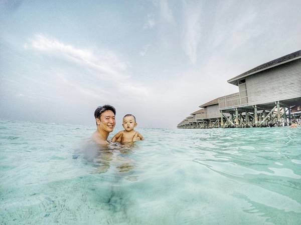 ชาย ชาตโยดม ชาย ชาตโยดม