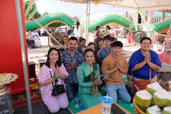 เผยเลขเด็ด ศิริพร อำไพพงษ์ เผยเลขเด็ด ศิริพร อำไพพงษ์
