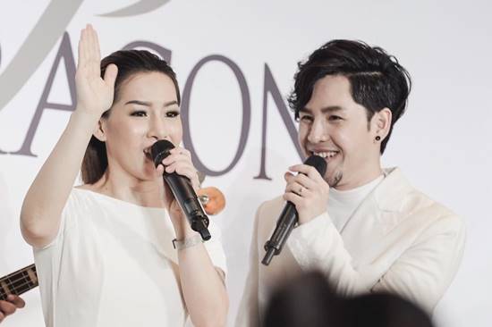 คลิป มน ชุติมน น้ำตาคลอ คลิป มน ชุติมน น้ำตาคลอ