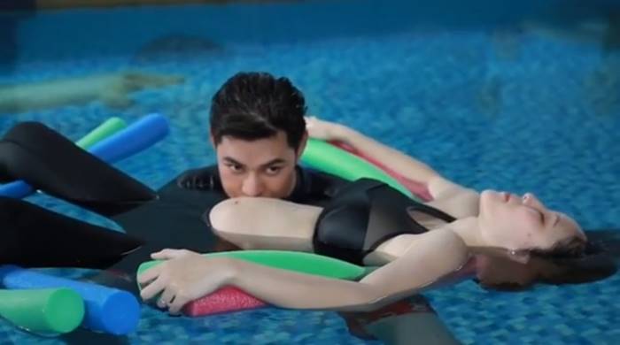 แอมป์ พีรวัศ แอมป์ พีรวัศ