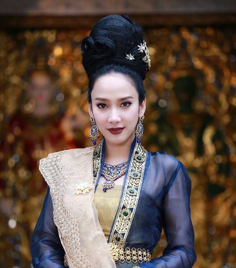 เผยโฉมผู้อยู่เบื้องหลังความงาม เจ้านางอนัญทิพย์ แห่ง เพลิงพระนาง เผยโฉมผู้อยู่เบื้องหลังความงาม เจ้านางอนัญทิพย์ แห่ง เพลิงพระนาง