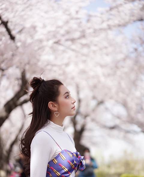 เบลล่า เปรี้ยว พรีม นำทีมทัวร์เกาหลีพร้อมคนสนิท กับภาพสวยปังยกกำลัง 10 เบลล่า เปรี้ยว พรีม นำทีมทัวร์เกาหลีพร้อมคนสนิท กับภาพสวยปังยกกำลัง 10