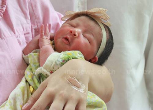 เปิ้ล ภารดี - นิว เชื้อชาติ เปิ้ล ภารดี - นิว เชื้อชาติ