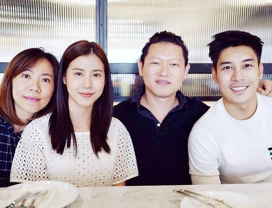 แฉยับดราม่า ฌอห์ณ-เอสเธอร์ ออแกไนซ์ลั่น ฌอห์ณเป็นคนปฏิเสธ แฉยับดราม่า ฌอห์ณ-เอสเธอร์ ออแกไนซ์ลั่น ฌอห์ณเป็นคนปฏิเสธ