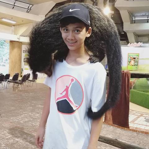 หนุ่ม ศรราม จูงมือ นิโคล ไปส่ง น้องทิกเกอร์ หนุ่ม ศรราม จูงมือ นิโคล ไปส่ง น้องทิกเกอร์