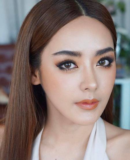 ปุยฝ้าย แชะภาพคู่ แก้มบุ๋ม ปุยฝ้าย แชะภาพคู่ แก้มบุ๋ม