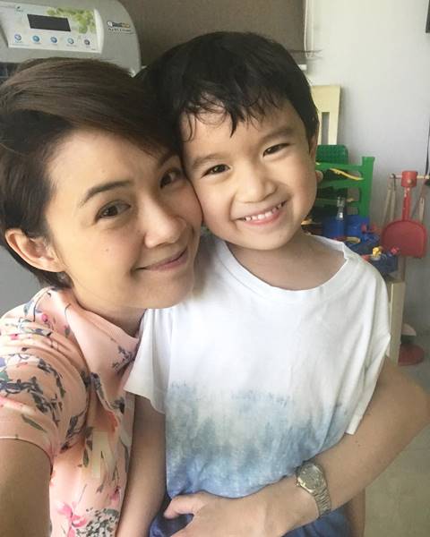 นิหน่า ย้อนเล่าเรื่องที่ทำน้ำตาไหล เมื่อลูกถาม ทำไมในหลวง ร.9 ต้องไปสวรรค์ นิหน่า ย้อนเล่าเรื่องที่ทำน้ำตาไหล เมื่อลูกถาม ทำไมในหลวง ร.9 ต้องไปสวรรค์