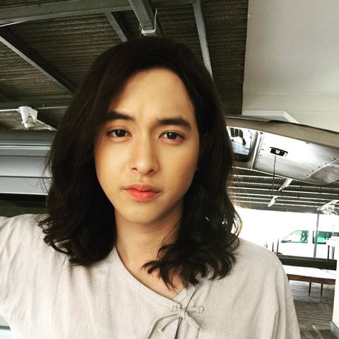 หนึ่งด้าวฟ้าเดียว เปิดกล้องแล้ว เจมส์ จิรายุ มาในมาดหนุ่มผมยาว หล่อละมุนโดนใจ หนึ่งด้าวฟ้าเดียว เปิดกล้องแล้ว เจมส์ จิรายุ มาในมาดหนุ่มผมยาว หล่อละมุนโดนใจ