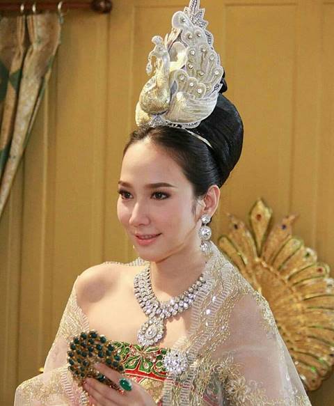 เผยโฉมผู้อยู่เบื้องหลังความงาม เจ้านางอนัญทิพย์ แห่ง เพลิงพระนาง เผยโฉมผู้อยู่เบื้องหลังความงาม เจ้านางอนัญทิพย์ แห่ง เพลิงพระนาง