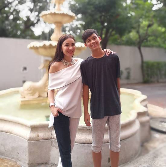 โมเมนต์อบอุ่น..แมว จิระศักดิ์ โผล่เซอร์ไพรส์ นิโคล - น้องทิกเกอร์ กลางรายการ โมเมนต์อบอุ่น..แมว จิระศักดิ์ โผล่เซอร์ไพรส์ นิโคล - น้องทิกเกอร์ กลางรายการ