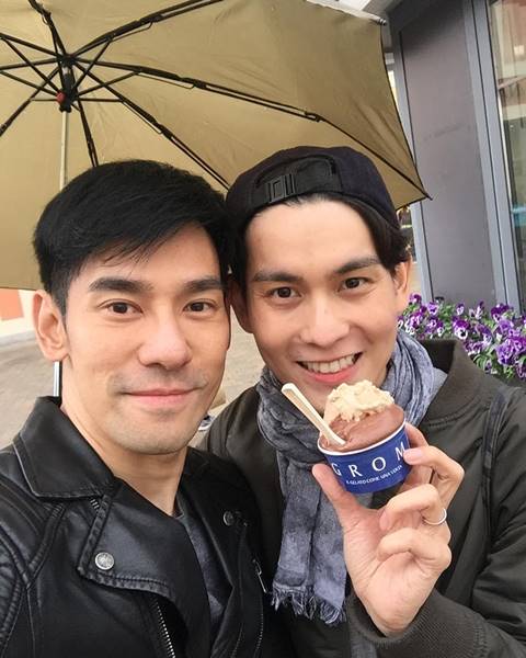 พอร์ช-อาร์ม คู่รักเกย์ชื่อดัง พอร์ช-อาร์ม คู่รักเกย์ชื่อดัง